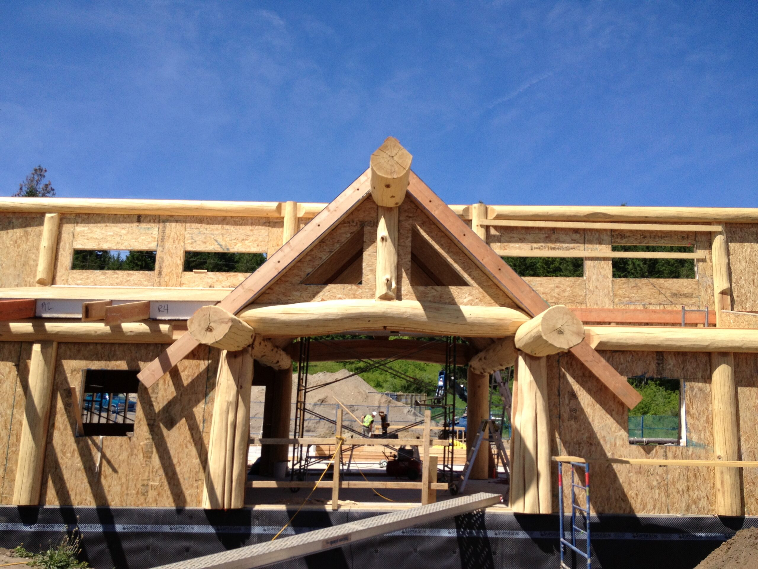 timberframe building with wall sips