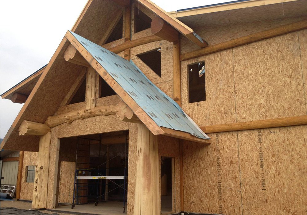 SIPs being installed on a house