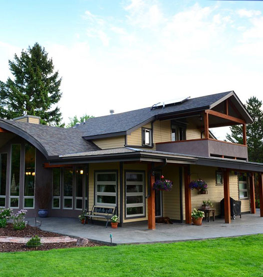structural insulated panels on a house