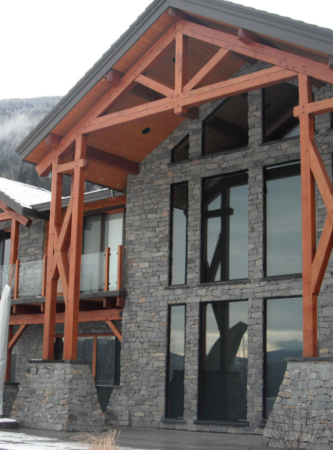 insulated wall panels on a commercial business building